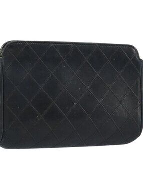 CHANEL Pouch Lamb Skin Black CC Auth 47074